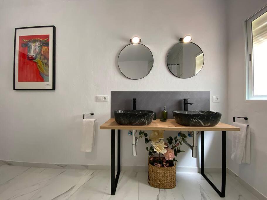 Casa Galeria La Retinta Villa เวเฮร์ เด ลา ฟรอนเตรา ภายนอก รูปภาพ